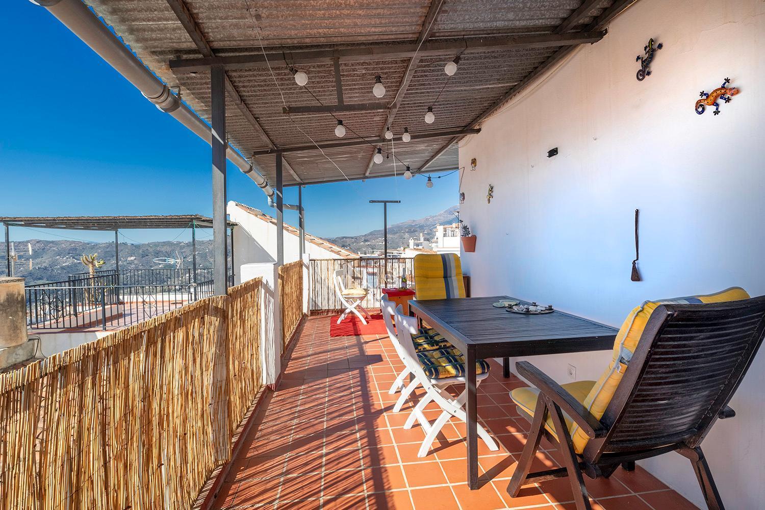Casa Marlo, Spacious House In The Lively Centre Of 콤페타 외부 사진
